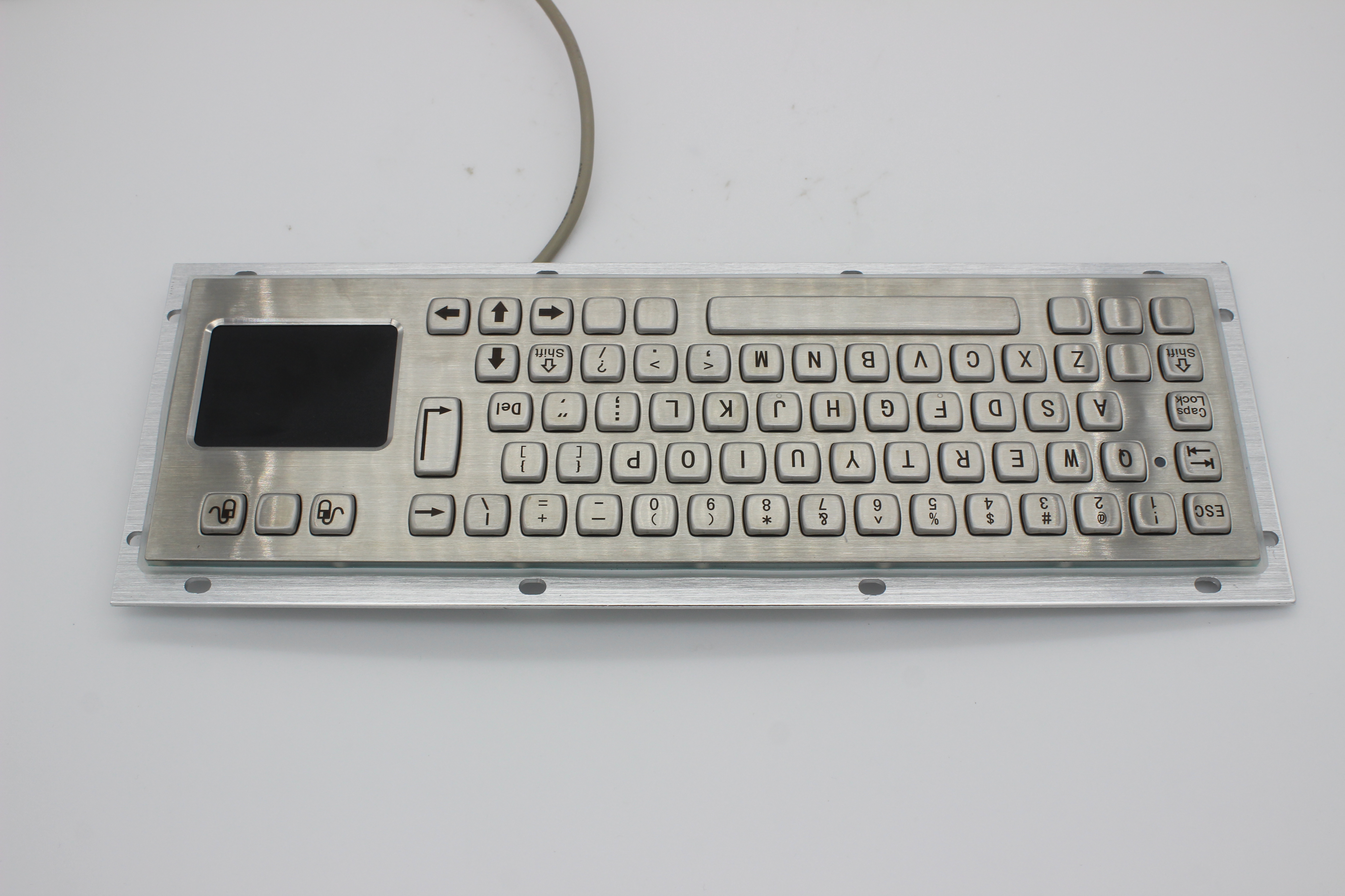 K17 Metal Keyboad con Touchpad SPC330am (1) _1080