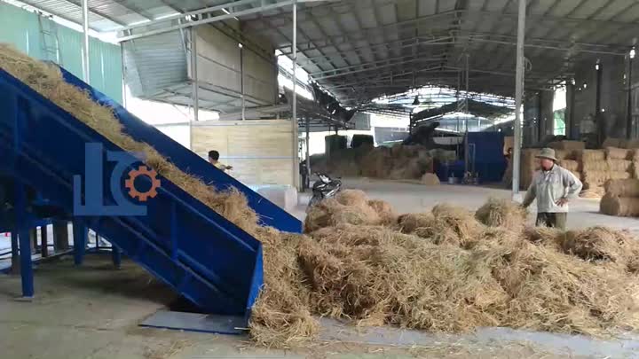 Hay straw bagging baling machine