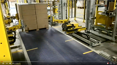 Automatic Pallet Wrapping System with Paper Corner Applicator