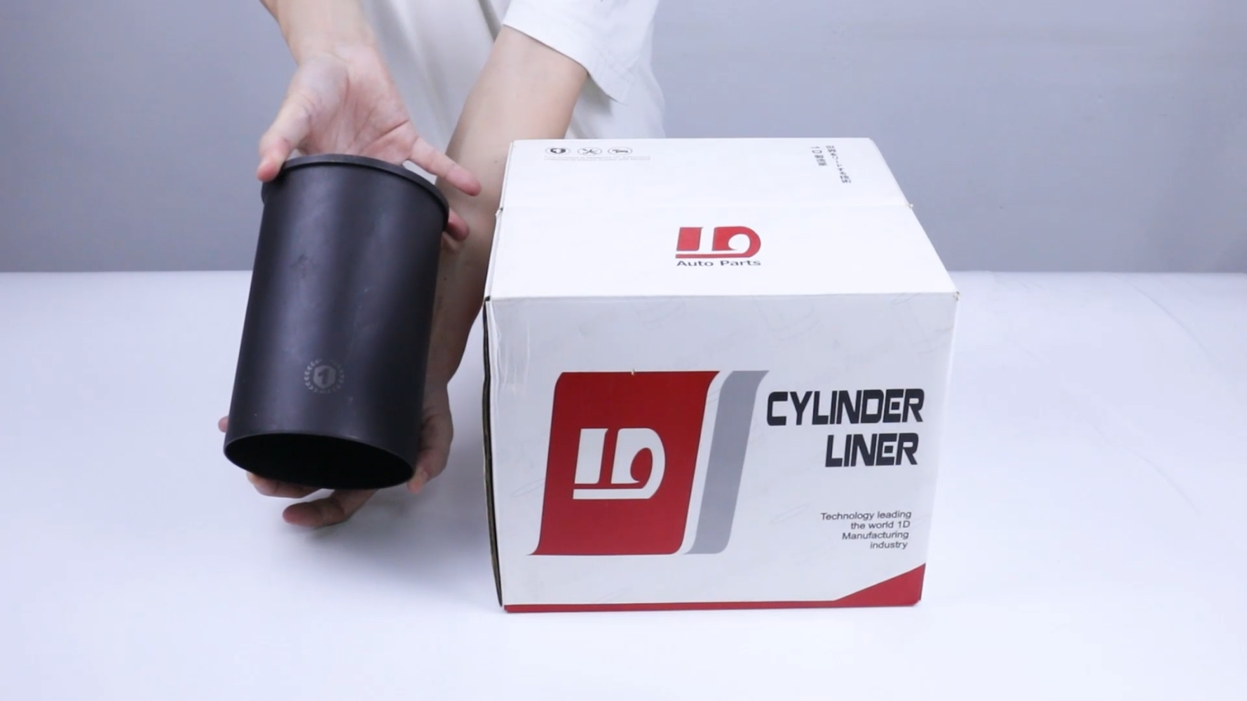 cylinder liner 4HF1 Product display video