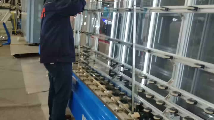 Insulating Glass Line Sealing Robot dan Mesin Uoloading di 2019 China Glass