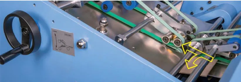 Máquina de perforación automática para carcasa, ppboard, cartón, etc.