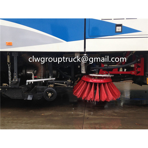 CLW GROUP TRUCK Sweeper Truck is working