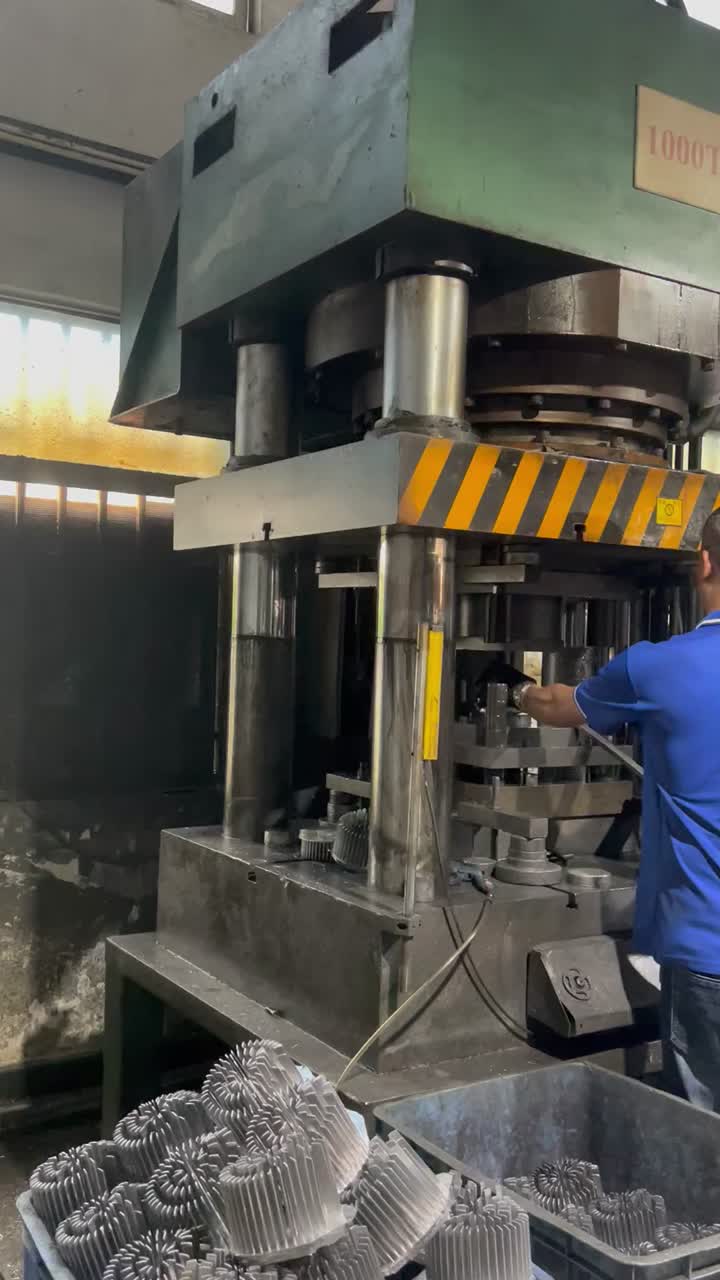 Forging product processing video