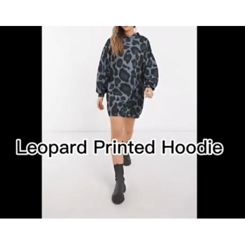 Tenue à sweat à capuche midi imprimé par le léopard -