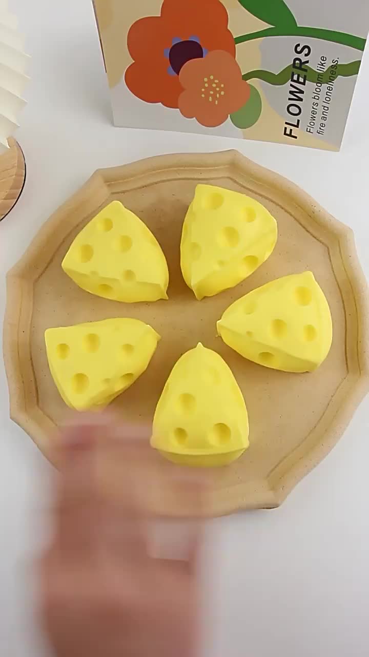 Juguete de apretón de queso