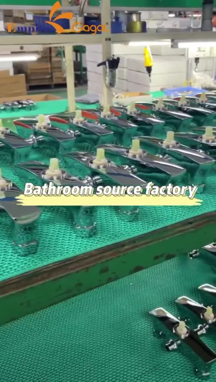 faucet wareroom-1