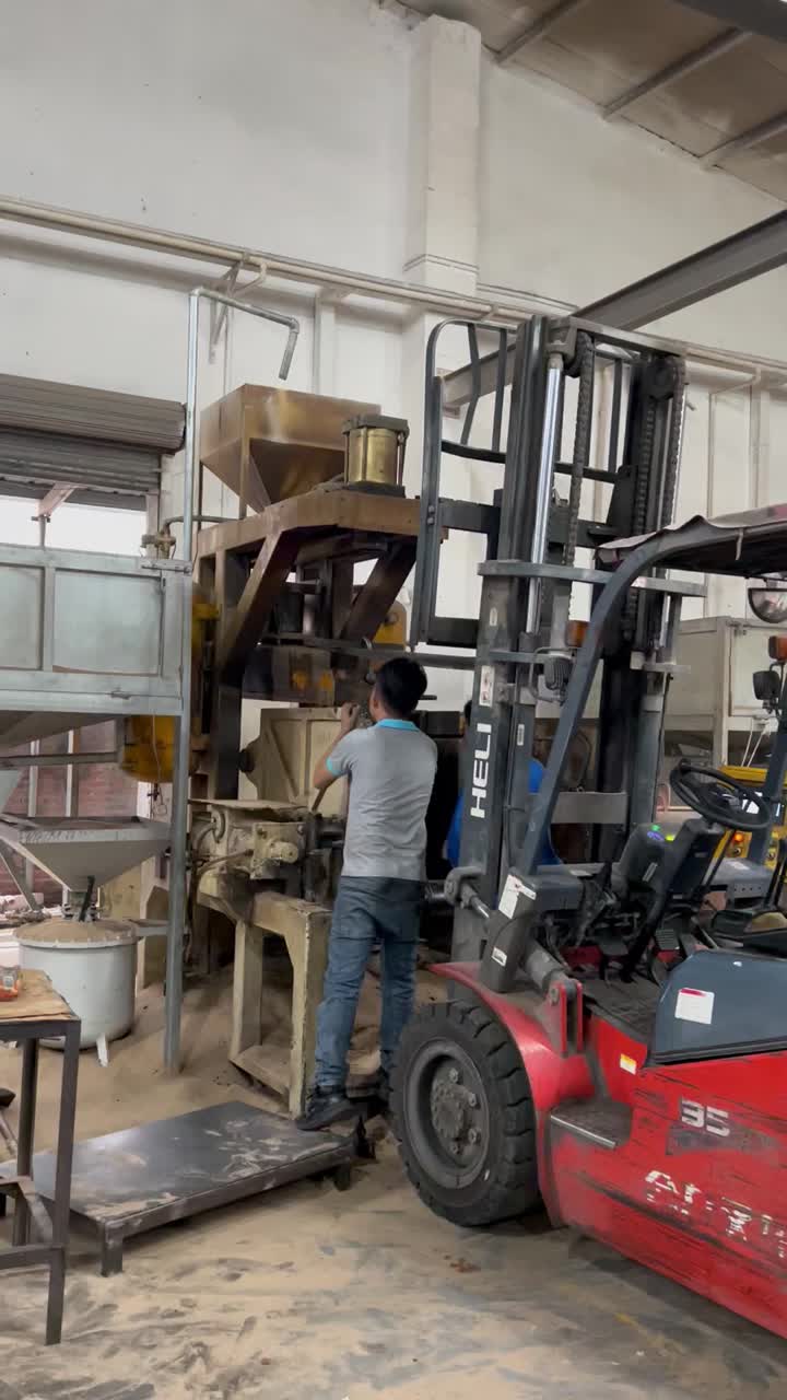 Sand core machine-mold loading
