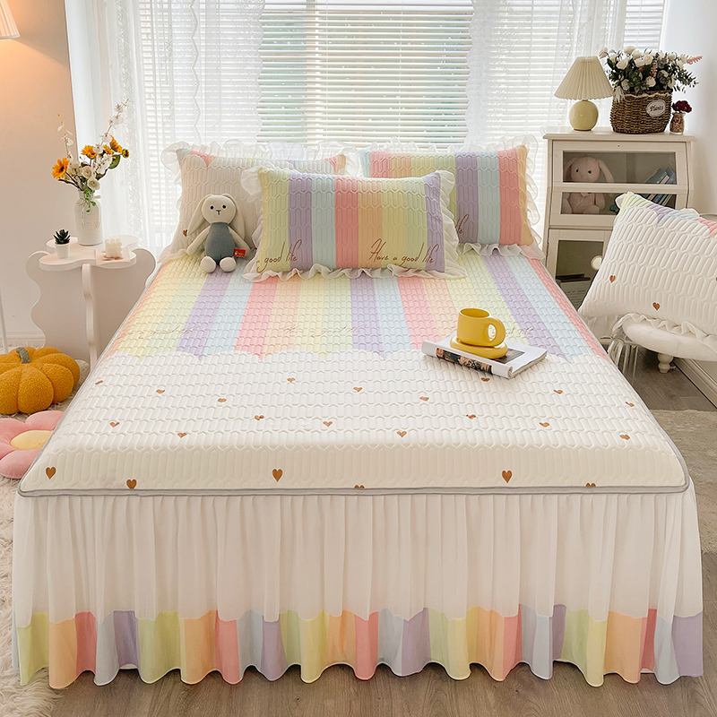 Luxury Bedding With Skirt