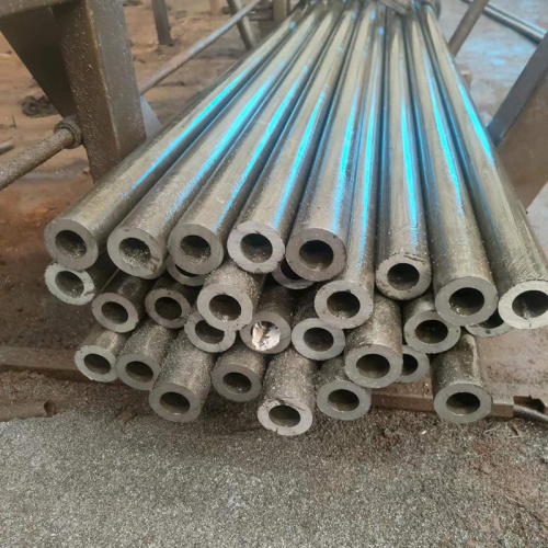The advantages and disadvantages of precision seamless steel tube