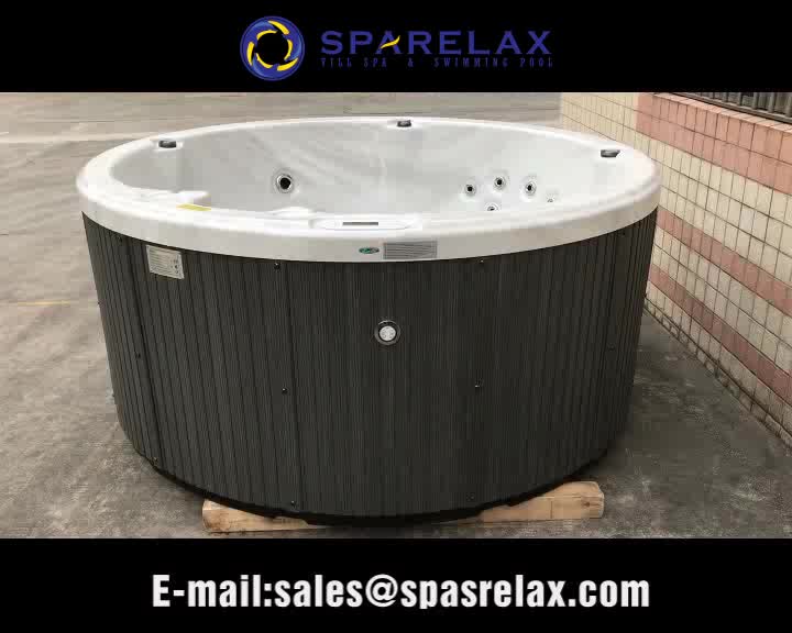 4A00 round hot tub