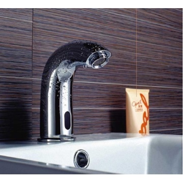 Kitchen Focal Point: A sensor Faucet Guide