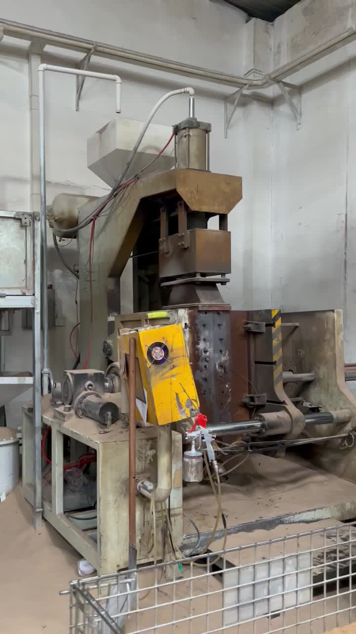 Sand core cleaning