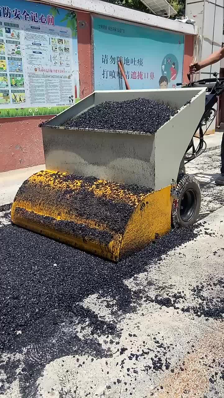 CE EPA Mini Road Asfalt Paver Machine