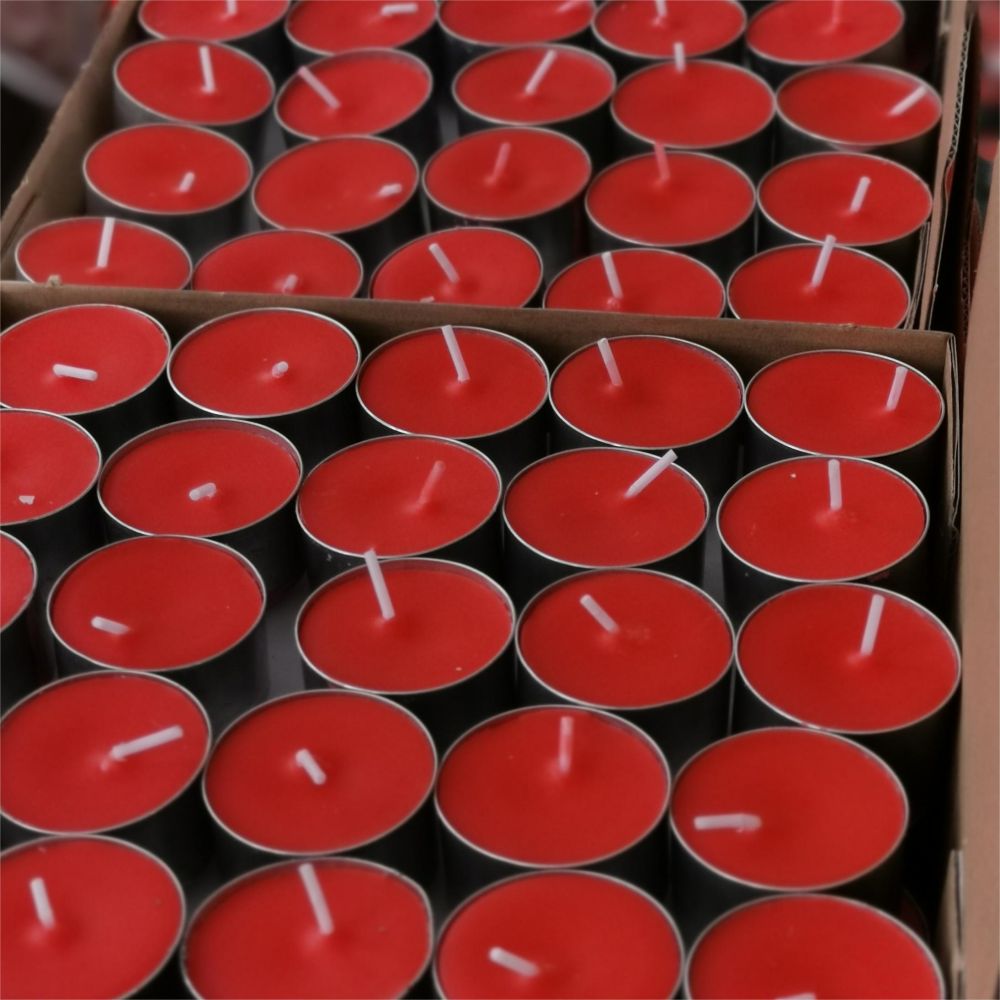 Kilang lilin tealight warna merah