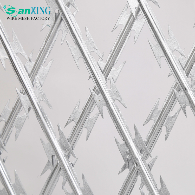 2022//sanxing// Low price concertina hot dipped galvanized razor barbed wire