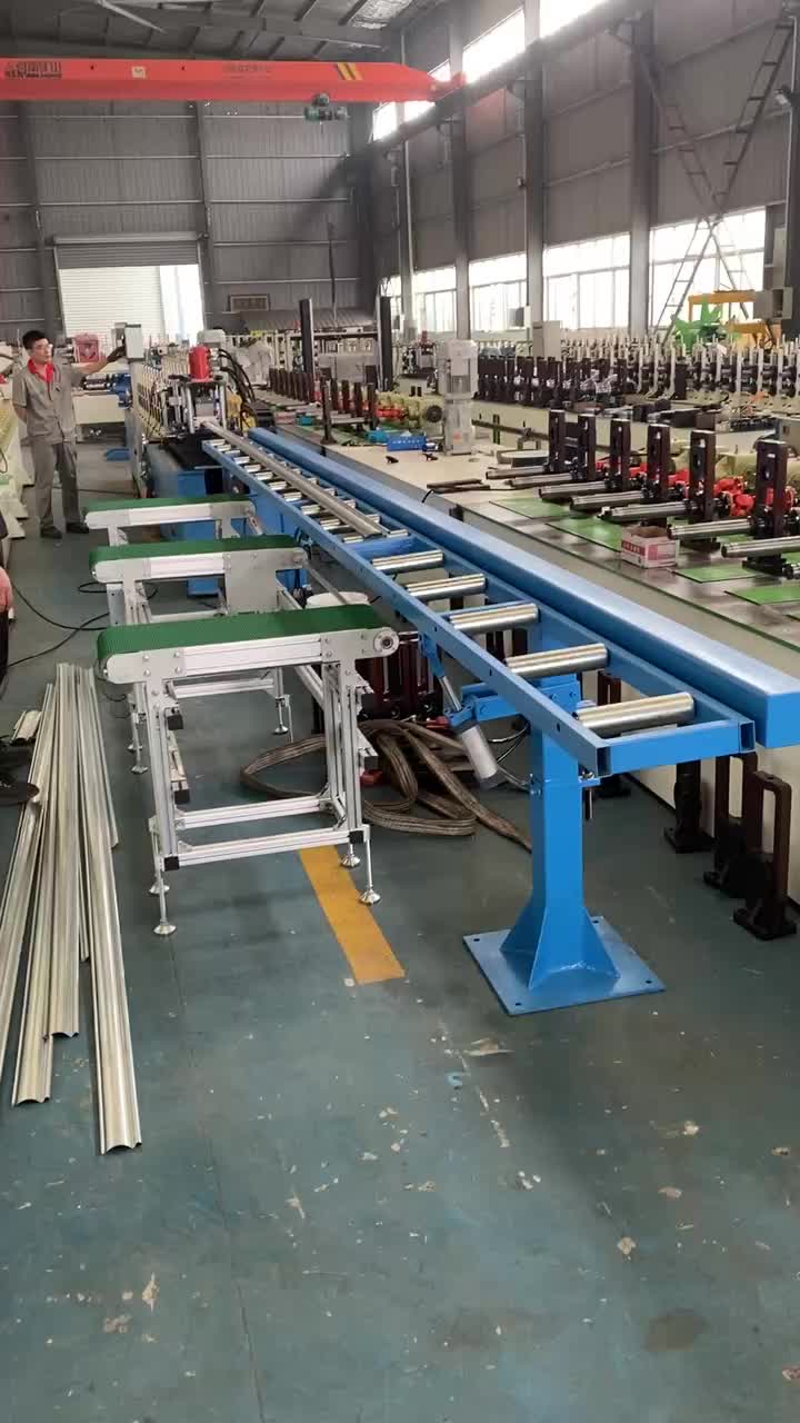 Rolling shutter door machine