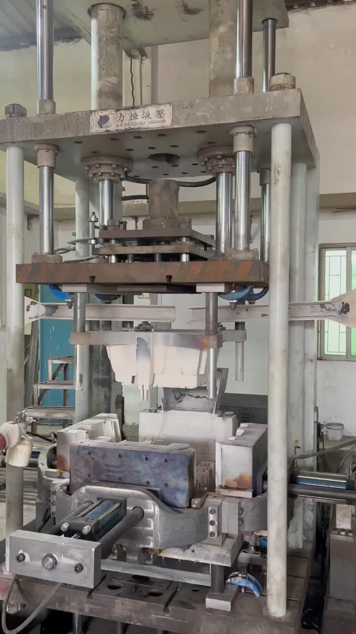 Gravity Casting Trial Mold Preparation - Spray Coating
