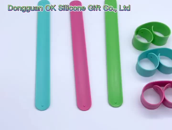 silicone slap wristband.mp4