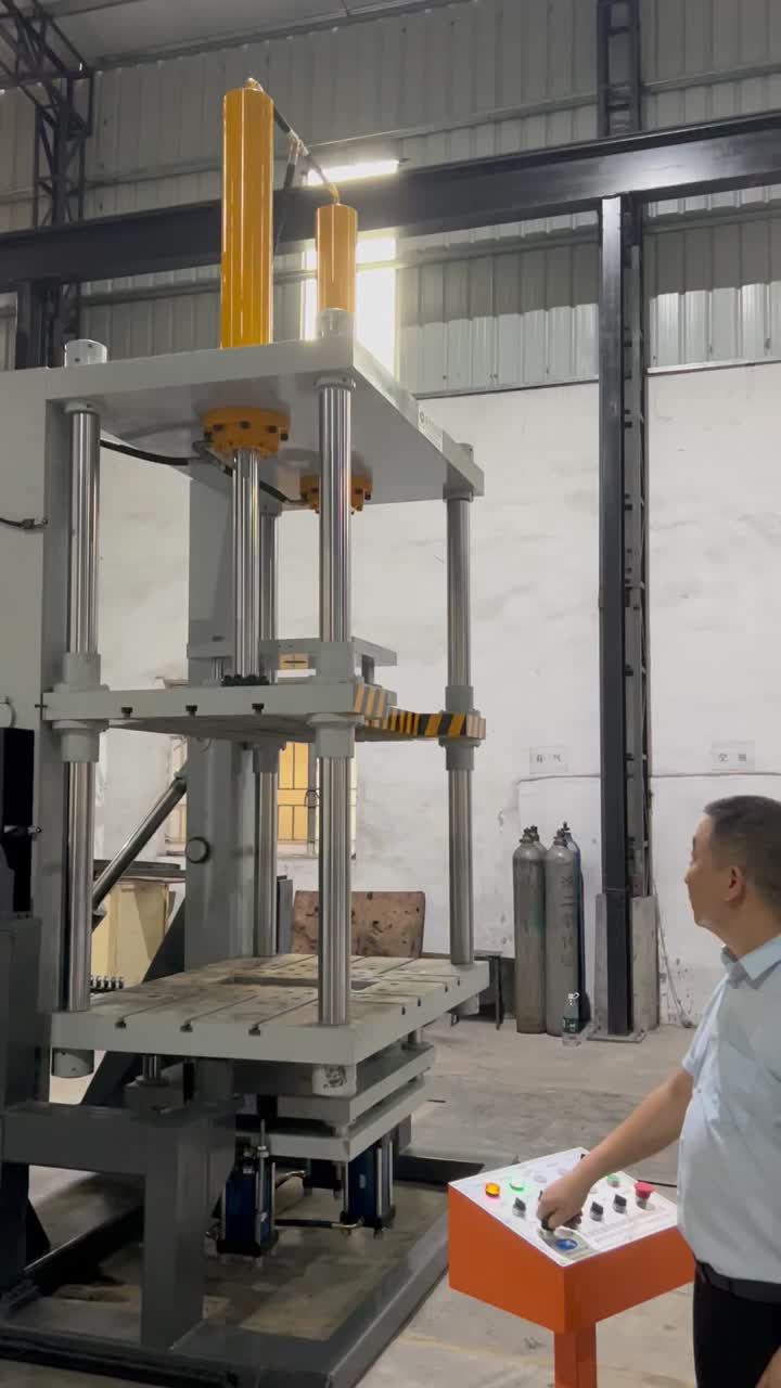Fifth generation gravity casting machine - test machine