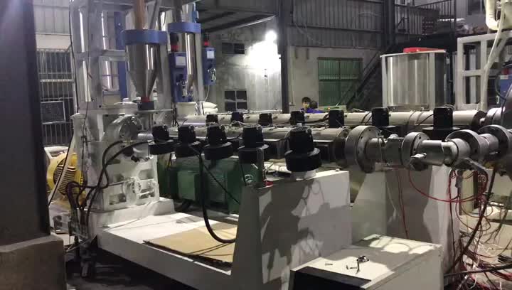 3 layer HDPE 315-630mm pipe extrusion line 