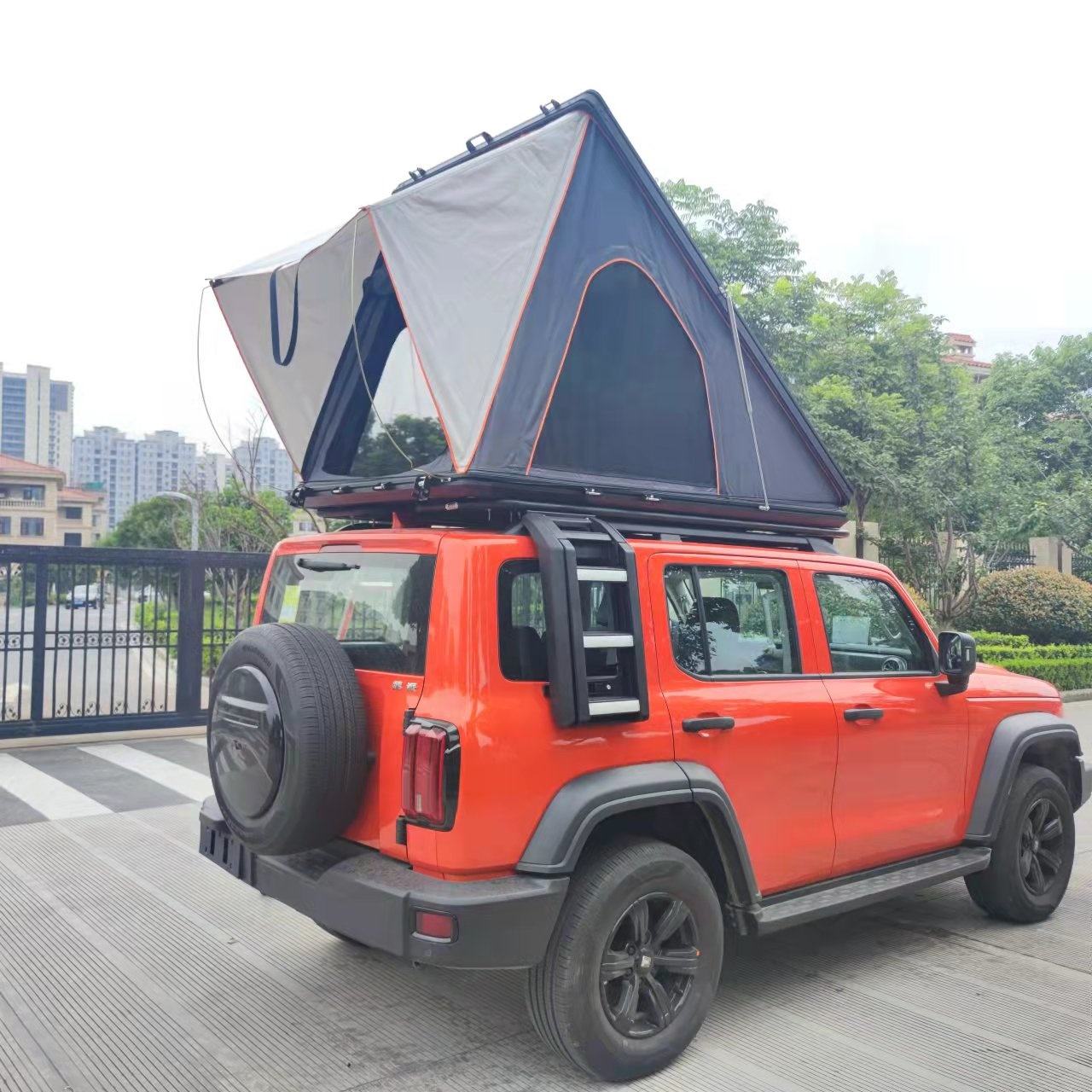 3-4 Person Rooftop Tent