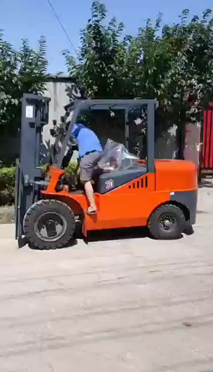 FORKLIFT DIESEL 3TON