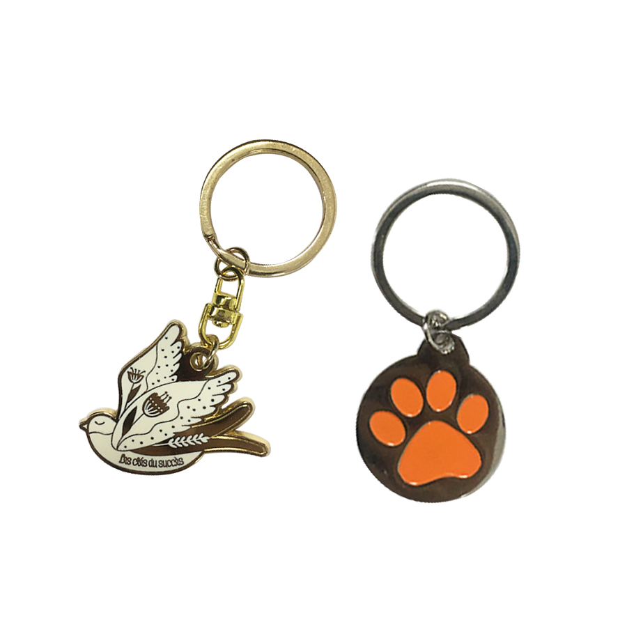 Keychain cat enamel (1)