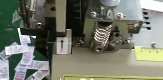 Automatic Label Cutting Machine Hot Knife with Sensor