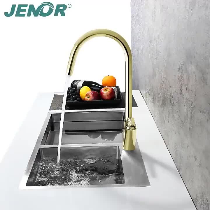 Apply Various Materials Kitchen Faucet