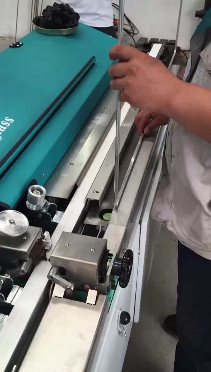 extrudeuse de butyle machine.mp4