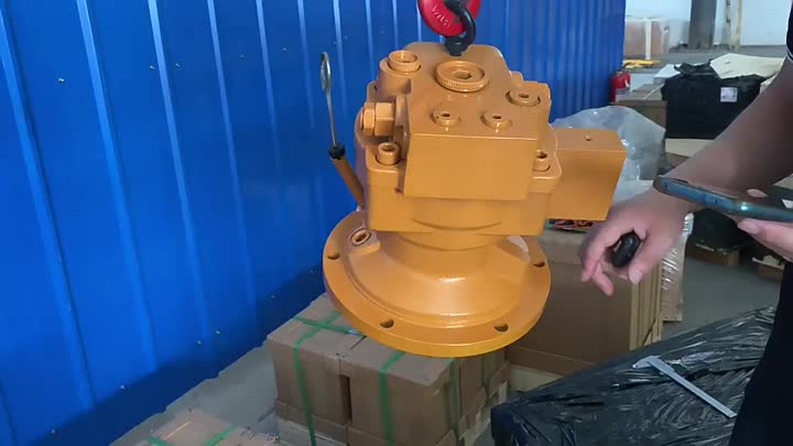 TB070 Hydraulic Pump