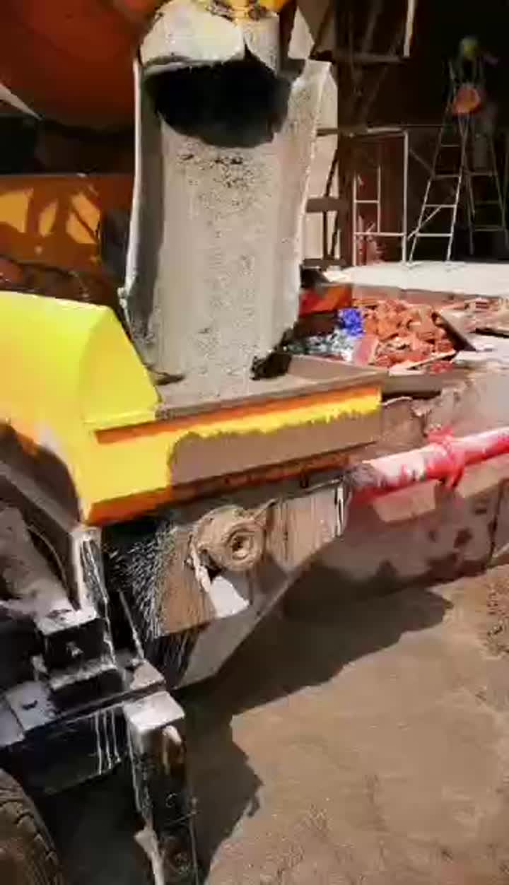   Mini concrete delivery pumps