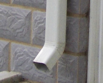 Downspout en individuele buiging