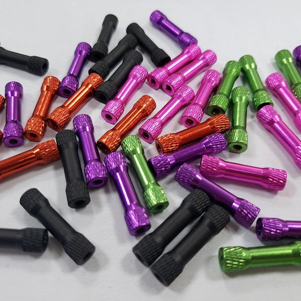 Colorful aluminum knurled step standoffs