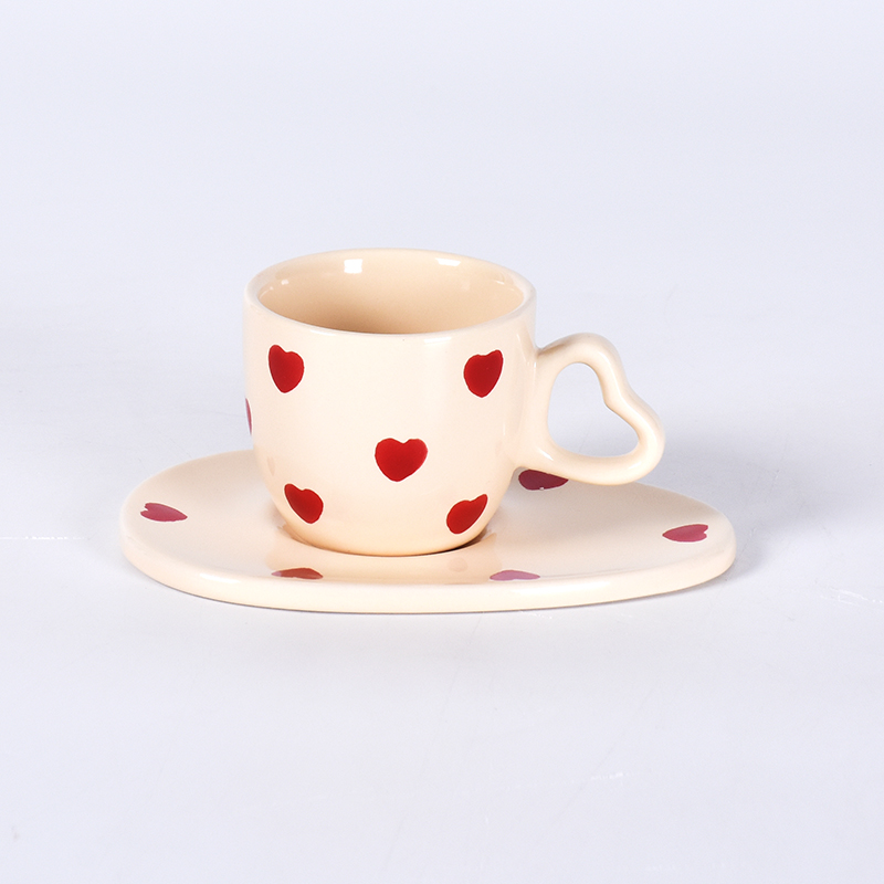 Stoviglie da ristorante per hotel fantasiose serie Valentine Hearts Piatti in ceramica set stoviglie da tavola