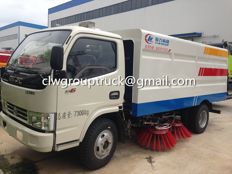 CLW GROUP TRUCK Dongfeng Duolika Road Sweeper truck