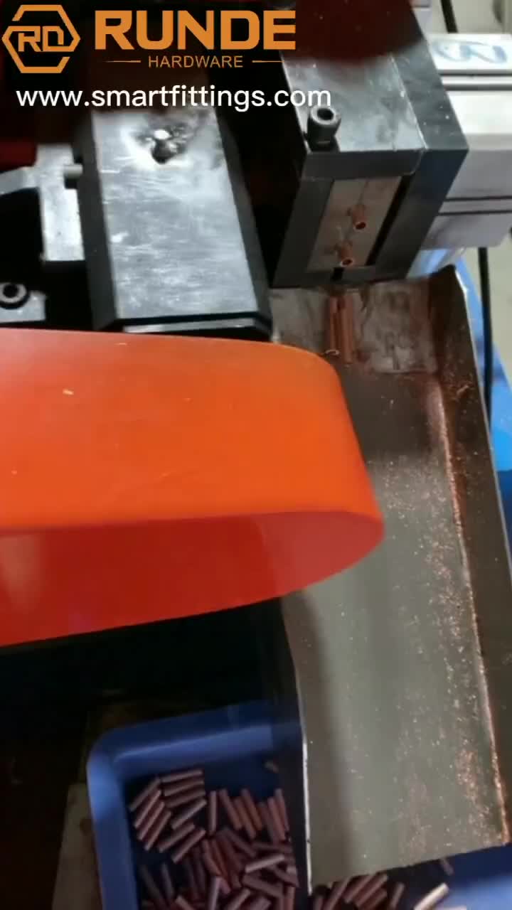 cutting copper pipes and tubes