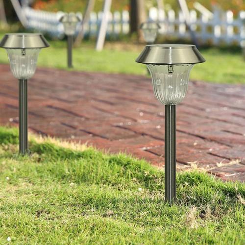 What are the daily maintenance methods for solar garden lights?