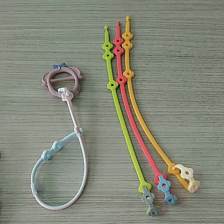 all silicone pacifier clip.mp4