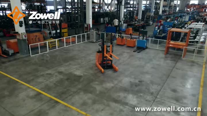 XRA12 Electric Reach Stacker.mp4