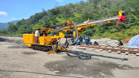 Hydraulic Drilling Vehicle for Coal Mine