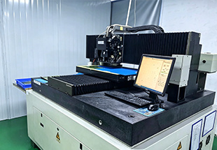 Hochpräzise FPC-Laserbearbeitungsmaschine