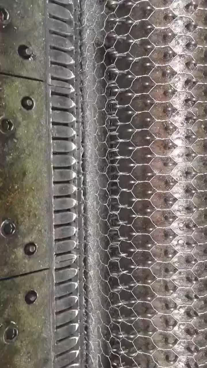 galvanized hexagonal wire mesh.mp4