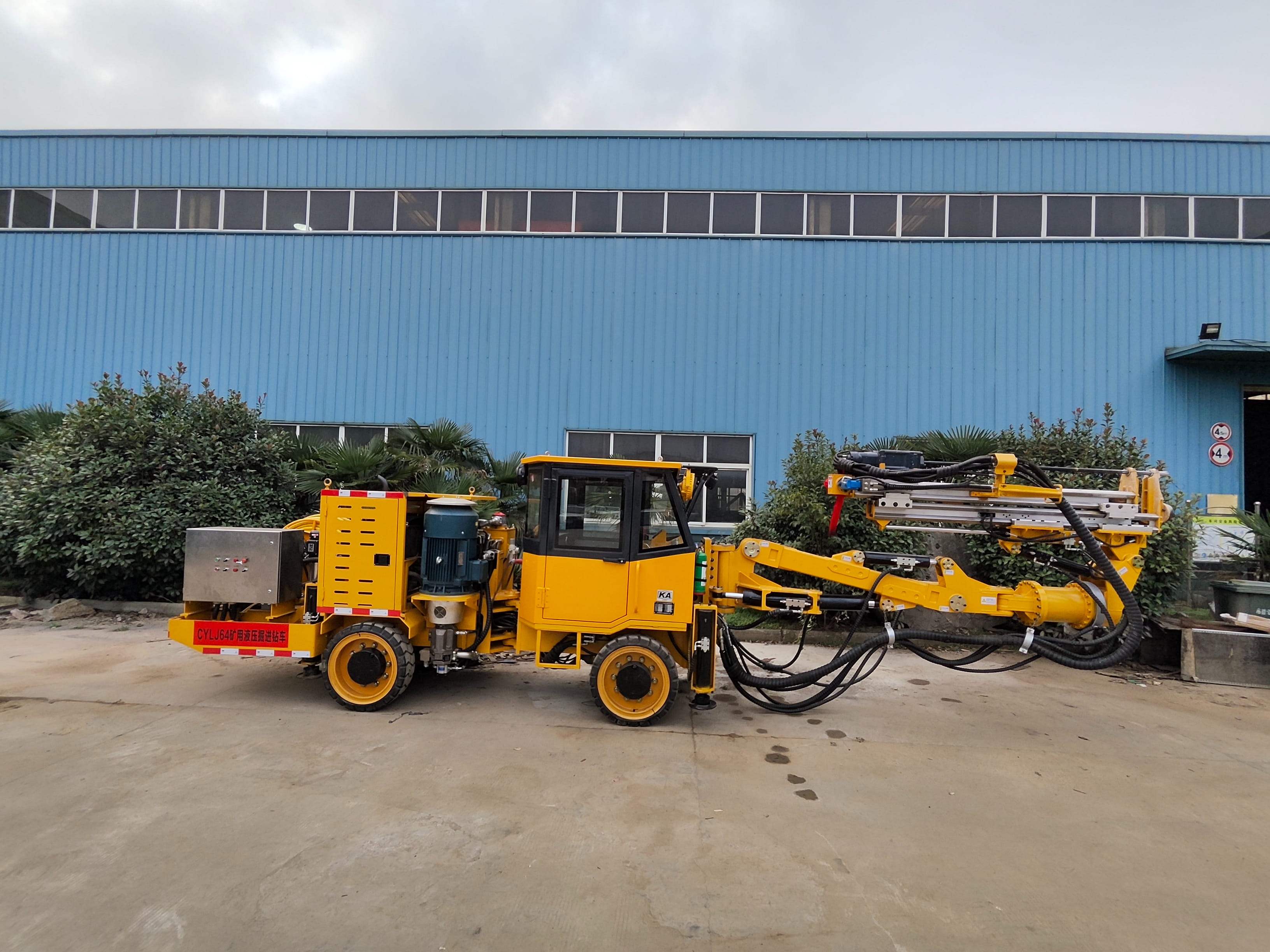 Hard rock excavation efficiency is low?