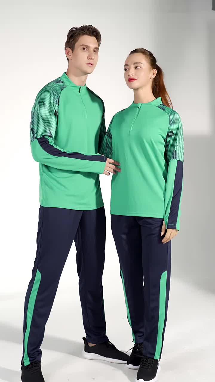 Half zip tracksuit 