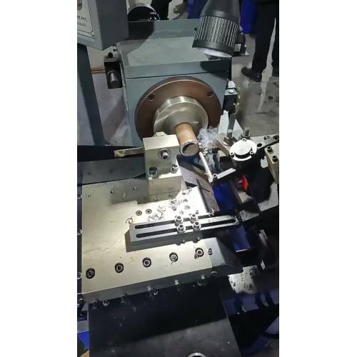 Pipe od turning and cutting machine