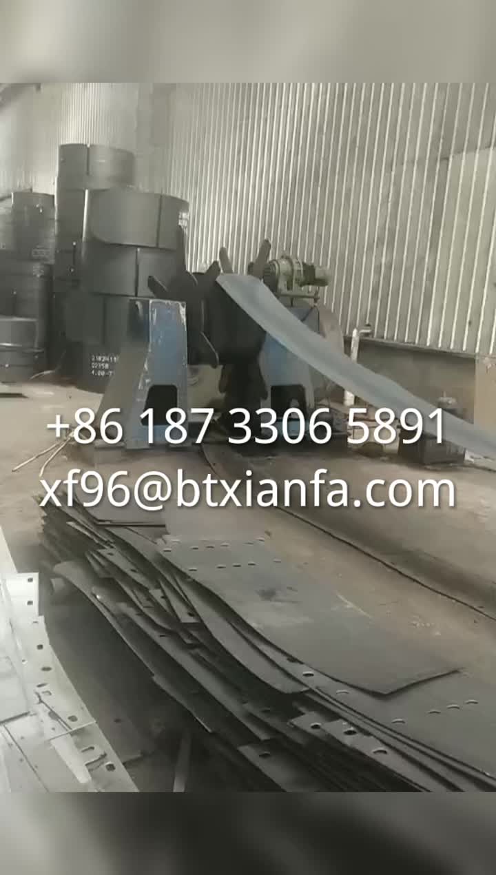 highway guiderail machine with pre-cutting and pre-punching