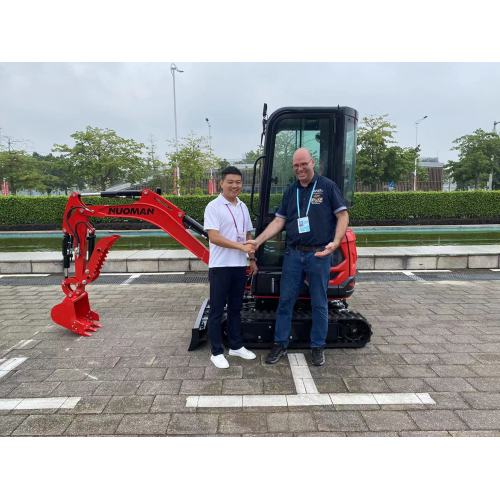 [¡Celebrar calurosamente! ] Shandong Nuoman Engineering Machinery Co., Ltd. completó con éxito su participación en la Feria de Canton y abrió un nuevo capítulo de cooperación!