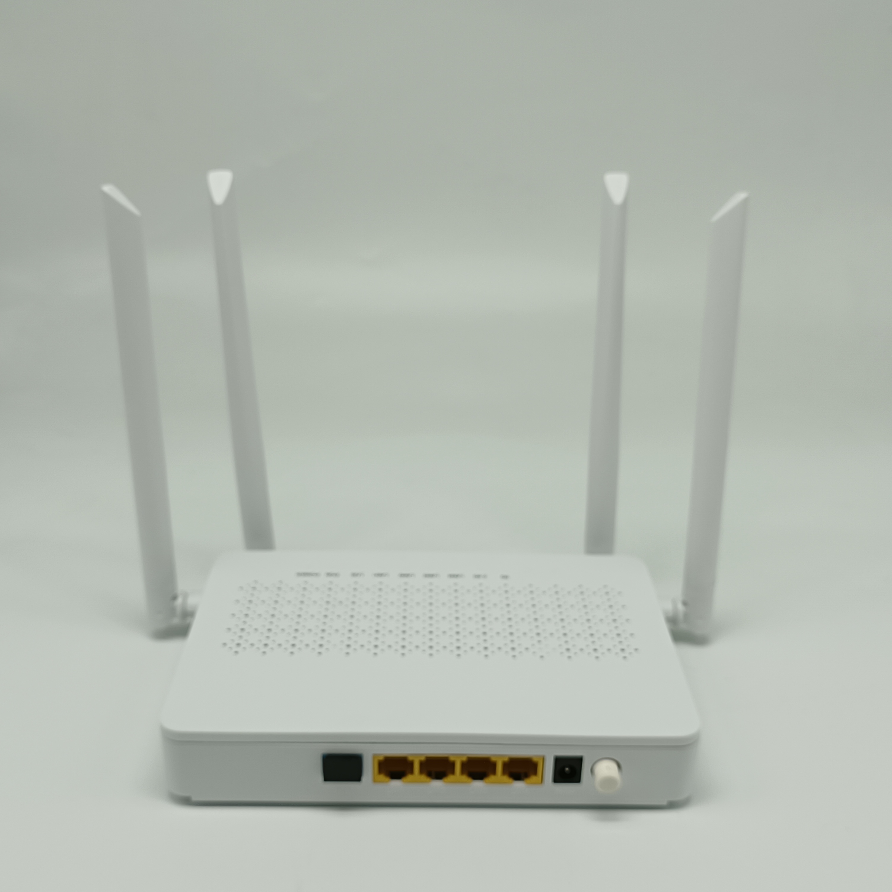 Двойная полоса 4GE + Wi-Fi Onu